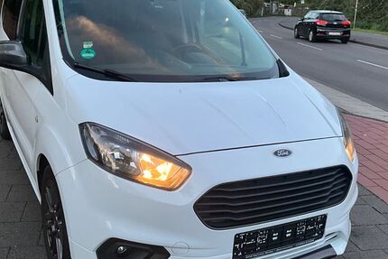 Ford Tourneo Courier 106.000 km 7.900 &euro; koeln 51105