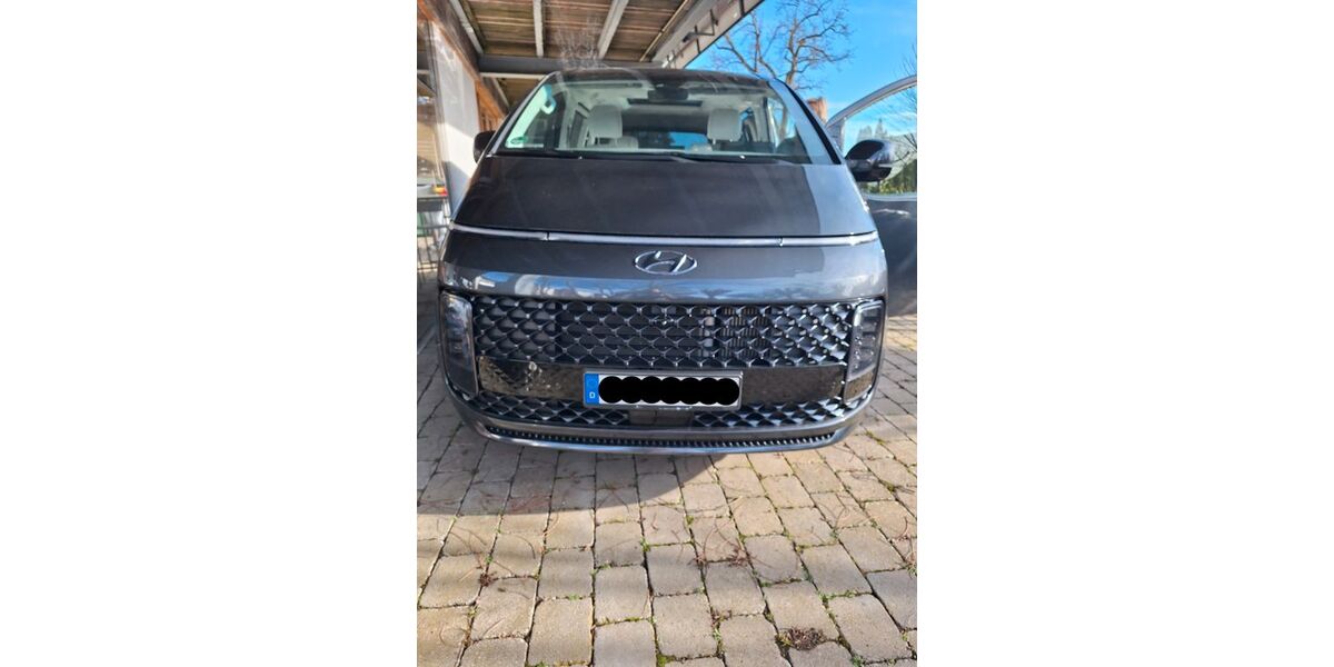 Hyundai STARIA 15.600 km 43.550 &euro; Nagold 72202