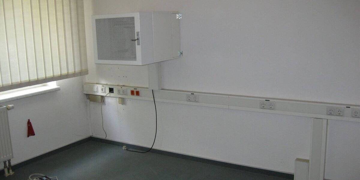 Gewerbeobjekt Artern/Unstrut Artern - 3 Zimmer, 174 m&sup2;, 87.000&euro; | Angebot:25669875