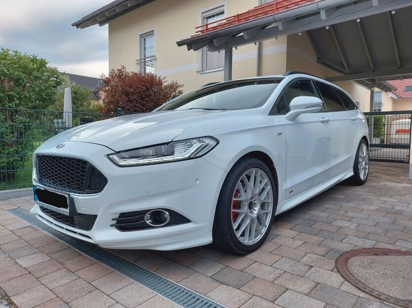 Ford Mondeo 83.200 km 15.900 € Nürnberg 90443
