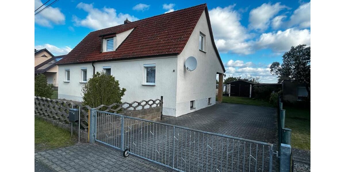 Einfamilienhaus Plessa - 4 Zimmer, 129 m&sup2;, 150.000&euro; | Angebot:26548346