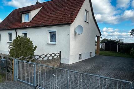 Haus Plessa - 4 Zimmer, 129 m&sup2;, 150.000&euro; | Angebot:26548346