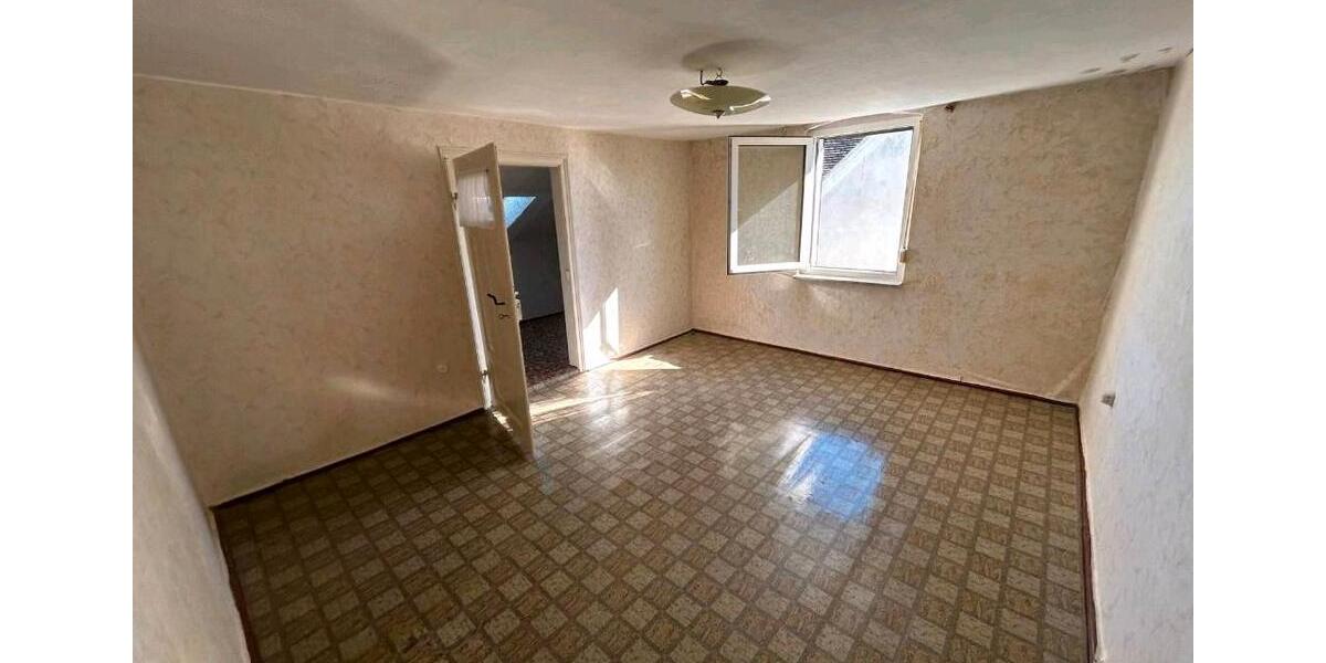 Einfamilienhaus Tangerhütte - 5 Zimmer, 125 m&sup2;, 120.000&euro; | Angebot:26102147