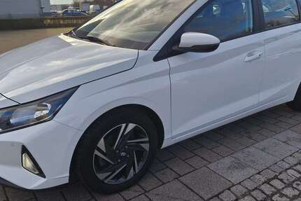 Hyundai i20 26.500 km 16.290 &euro; Viernheim 68519