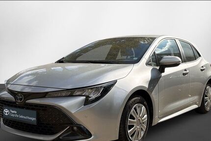 Toyota Corolla 26.991 km 24.815 &euro; Berlin 13403