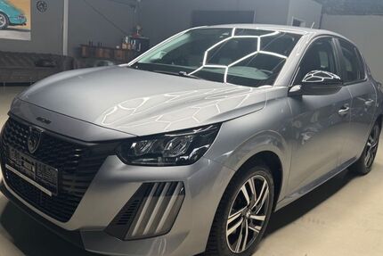 Peugeot 208 24.227 km 12.999 &euro; Ulm 89079