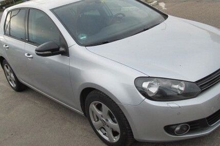 VW Golf 240.000 km 4.750 &euro; Künzelsau - Gaisbach 74653