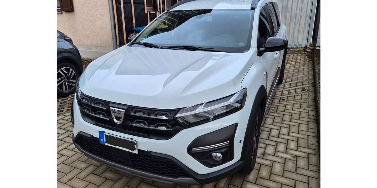 Dacia Jogger 62.000 km 15.999 € Düsseldorf 40474