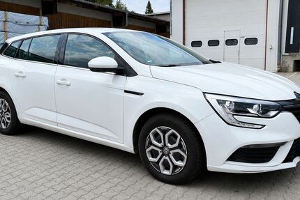 Renault Megane 78.500 km 8.999 &euro; Reichenbach 93189