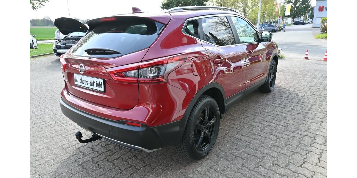 Nissan Qashqai 1.6*Tekna+*Leder Navi Pano LED 1Hd 120Kw 108.000 km 15.700 &euro; Seevetal - Hittfeld 21218