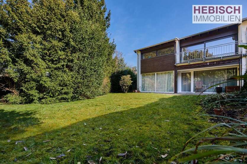 Haus zum Kaufen in Krefeld 449.000 € 137.66 m²