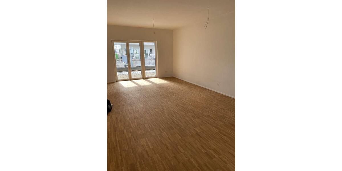 Erdgeschoßwohnung Pfullingen - 2 Zimmer, 66 m&sup2;, 950&euro; | Angebot:26670364