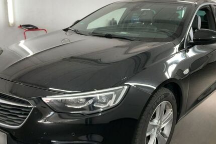 Opel Insignia 98.519 km 17.950 &euro; Raunheim 65479