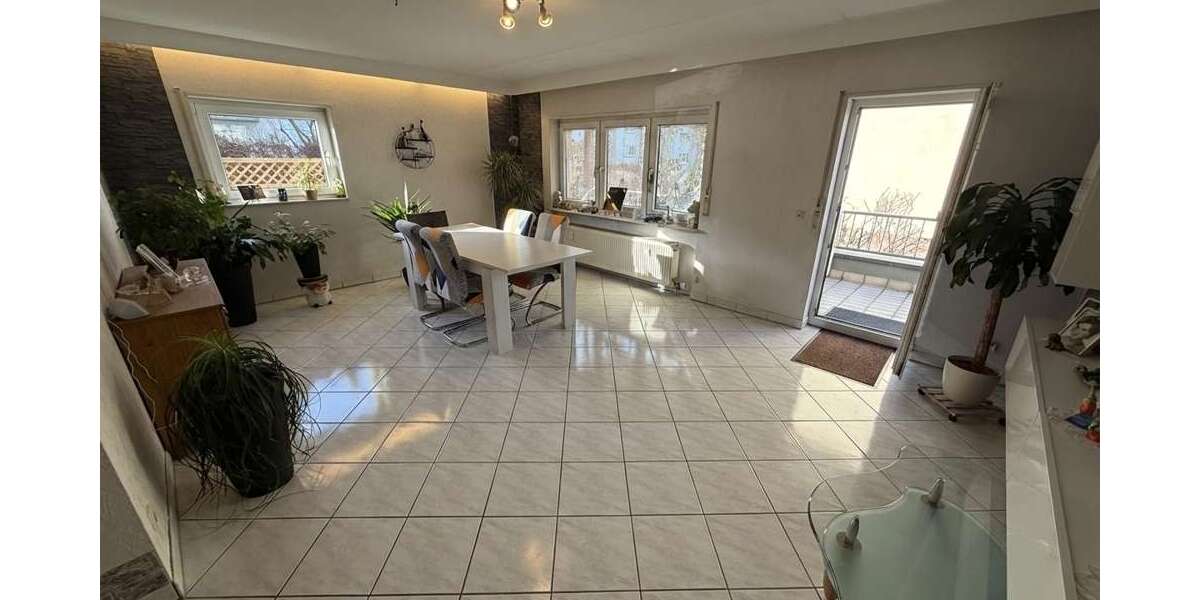 Etagenwohnung Hirschberg an der Bergstraße / Leutershausen Leutershausen - 3.5 Zimmer, 102 m&sup2;, 360.000&euro; | Angebot:24875640