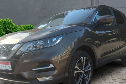 Nissan Qashqai 75.300 km 14.940 € Marktredwitz 95615