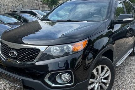 Kia Sorento 218.000 km 4.950 &euro; Berlin 10245