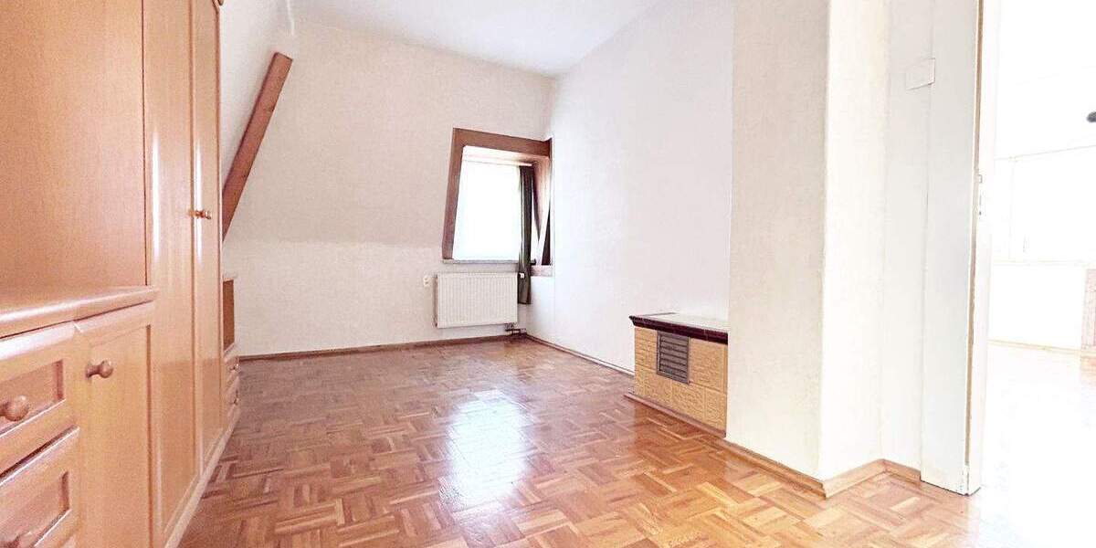 Mehrfamilienhaus, Wohnhaus Dresden Naußlitz - 3 Zimmer, 87 m&sup2;, 245.000&euro; | Angebot:25245621