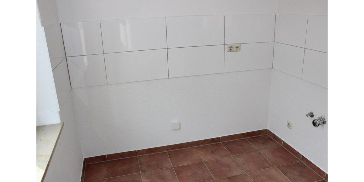 Etagenwohnung Döbeln - 2 Zimmer, 47 m&sup2;, 300&euro; | Angebot:25992549