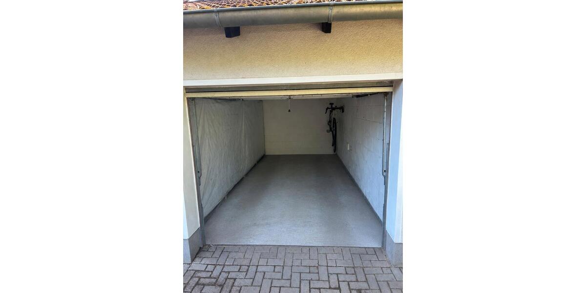 Dachgeschoßwohnung Kaufungen - 2 Zimmer, 66 m&sup2;, 187.000&euro; | Angebot:27016004