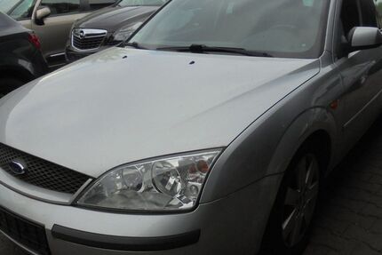 Ford Mondeo 171.196 km 799 € Regensburg 93055