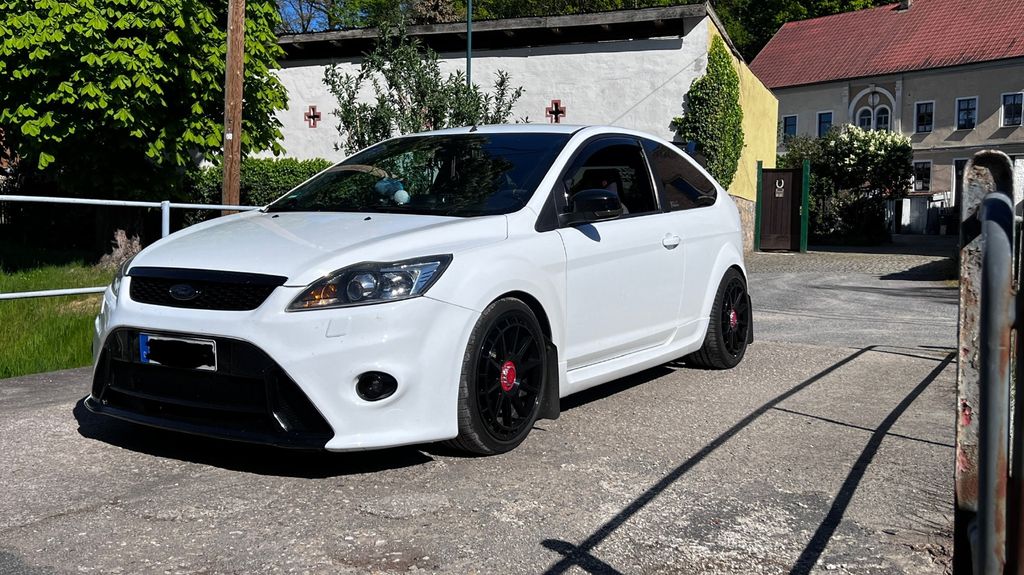 Ford Focus 186.000 km 11.399 &euro; Gera 07551