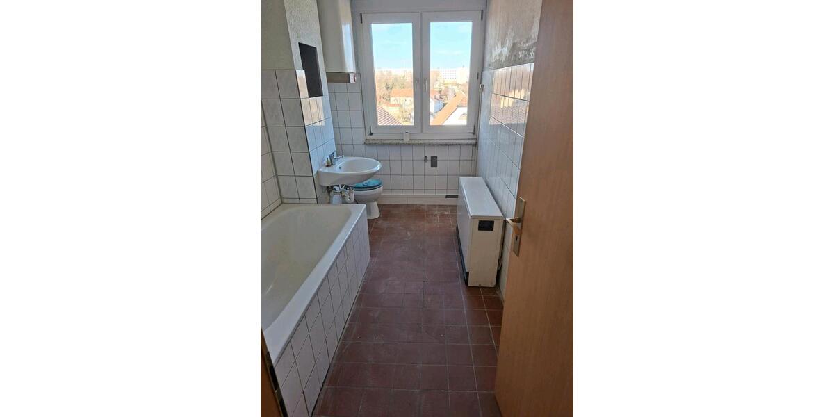 Etagenwohnung Geithain - 4 Zimmer, 80 m&sup2;, 60.000&euro; | Angebot:26523822