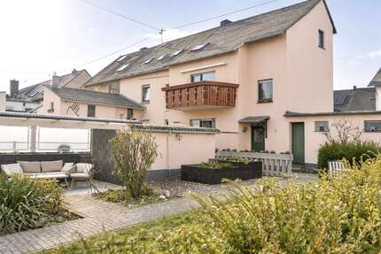 Haus Mendig - 11 Zimmer, 285 m&sup2;, 397.000&euro; | Angebot:25567599