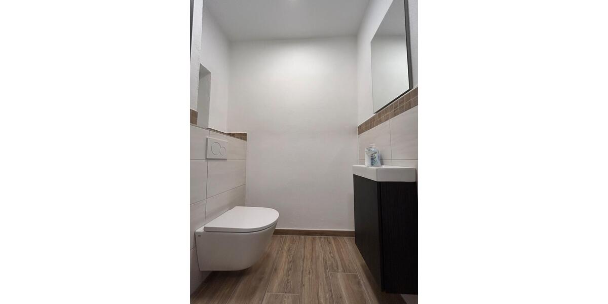Maisonettenwohnung Hargesheim - 6 Zimmer, 205 m&sup2;, 2.200&euro; | Angebot:25083965