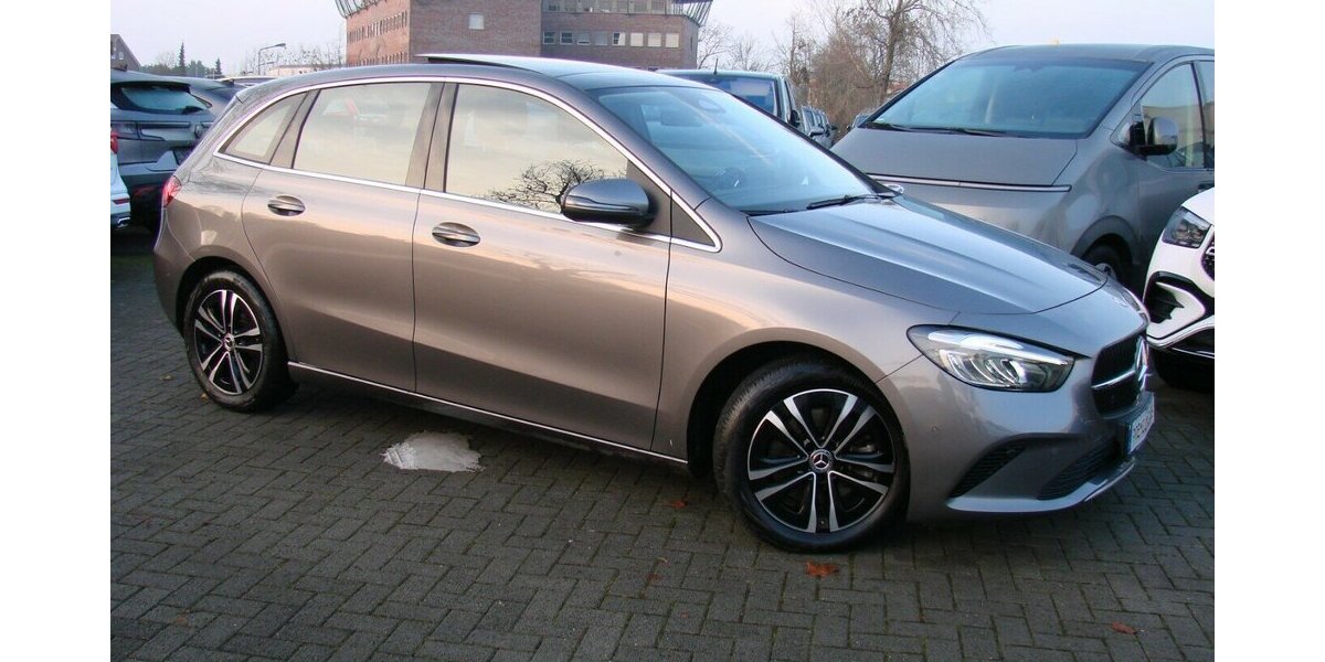 Mercedes-Benz B 220 4Matic Advanced Panorama AHK LED 18.873 km 32.980 &euro; Falkensee 14612