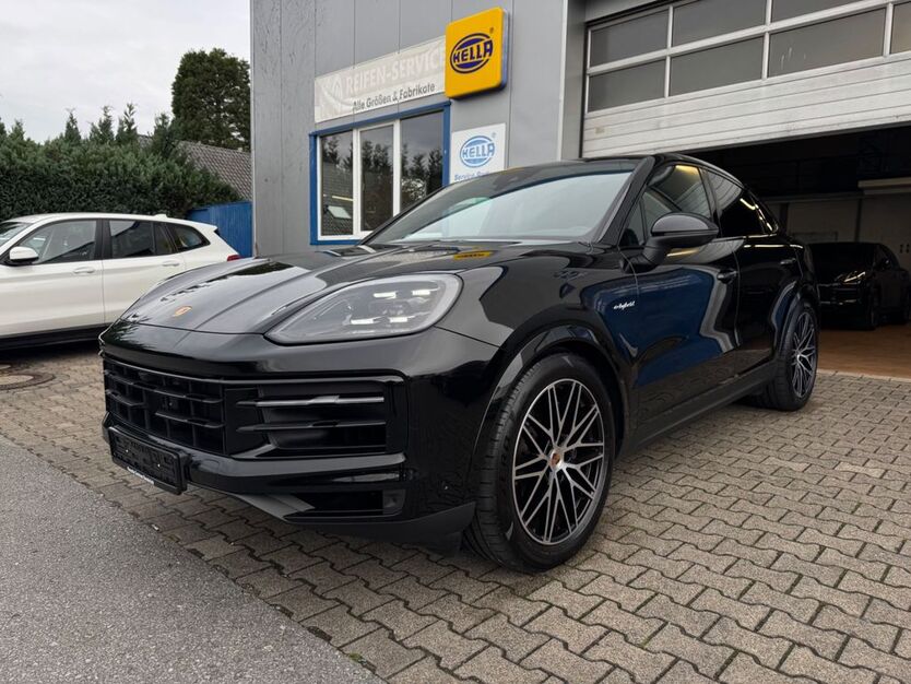 Porsche Cayenne 6.999 km 115.850 € Bielefeld 33609