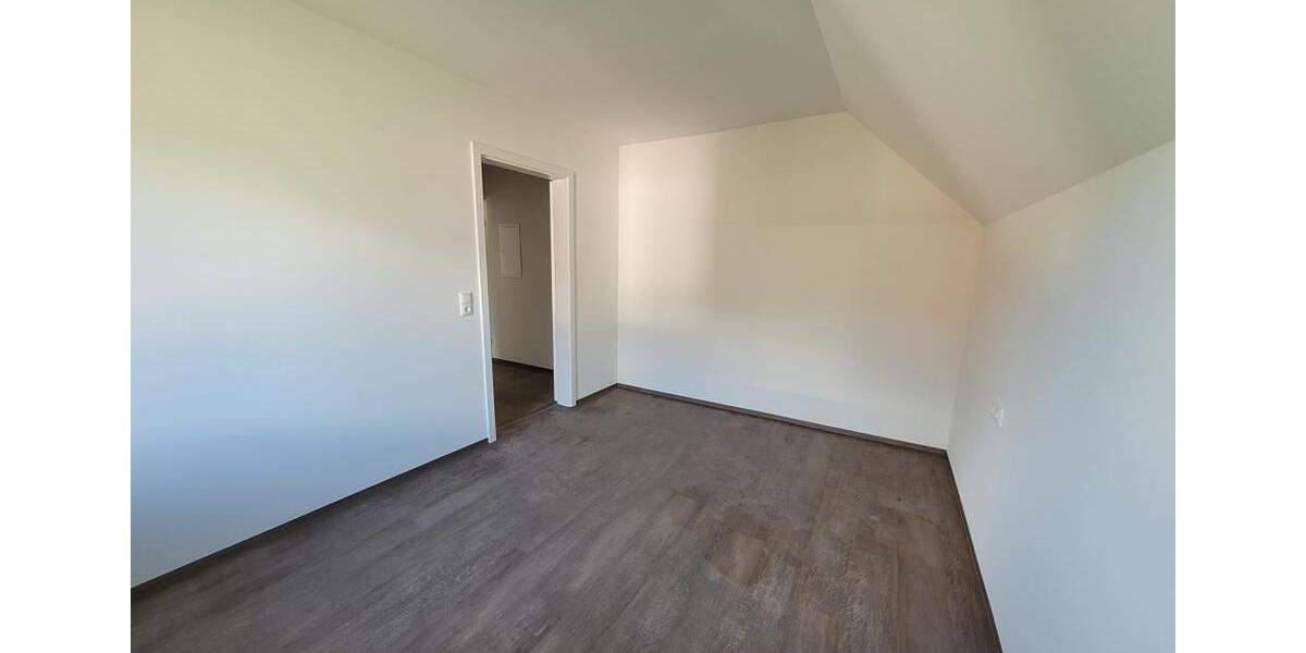 Einfamilienhaus Crinitzberg - 4 Zimmer, 100 m&sup2;, 790&euro; | Angebot:26119746