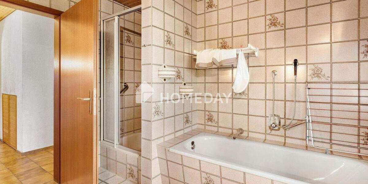 Einfamilienhaus Gersfeld Sandberg - 8 Zimmer, 168 m&sup2;, 348.000&euro; | Angebot:25773264