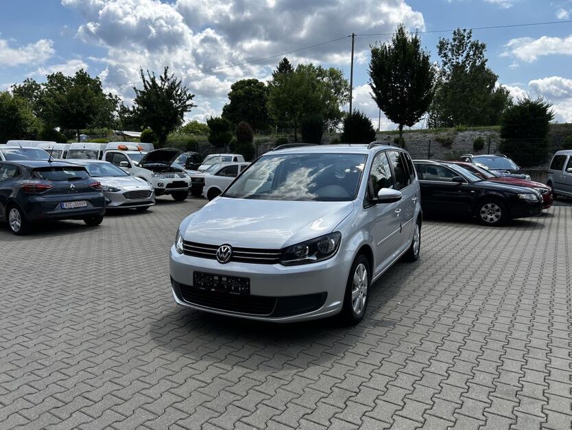 VW Touran 196.123 km 6.990 € Friedberg 86316
