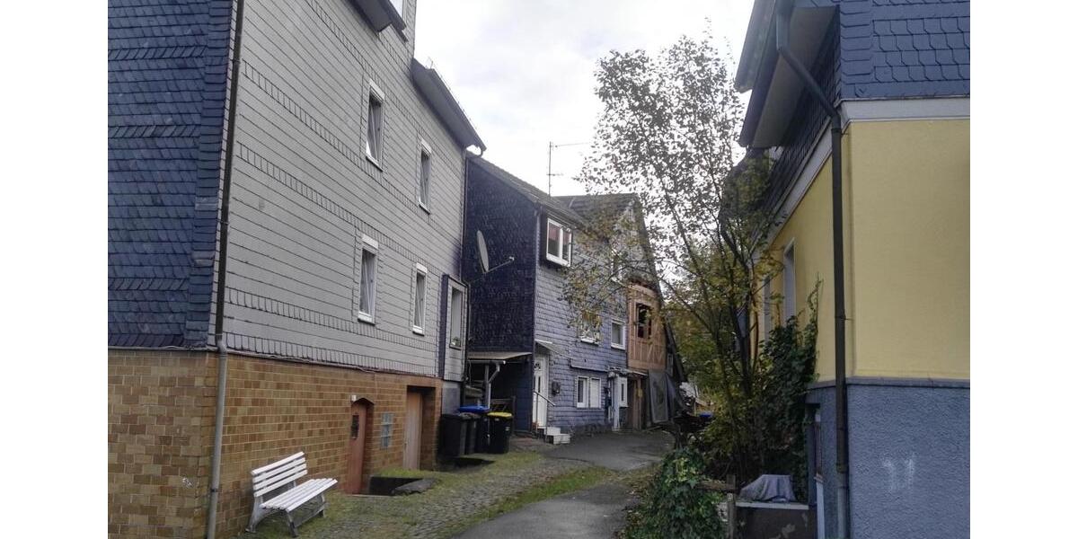 Doppelhaushälfte Siegen Weidenau - 3 Zimmer, 150 m&sup2;, 85.000&euro; | Angebot:25052867