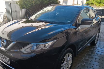 Nissan Qashqai 163.000 km 10.800 &euro; Hungen 35410