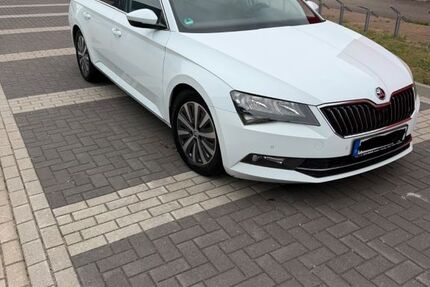 Skoda Superb 140.000 km 12.500 &euro; Straelen 47638