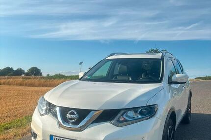 Nissan X-Trail 241.000 km 7.900 &euro; Künzelsau 74653