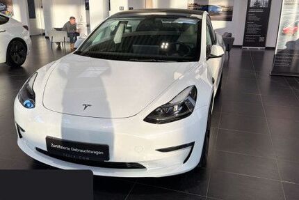 Tesla Model 3 62.411 km 28.300 &euro; Obertraubling 93083