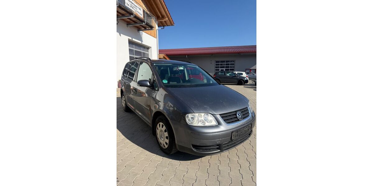 VW Touran 330.000 km 1.290 &euro; Ohlstadt 82441