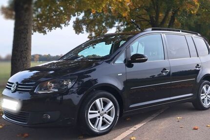 VW Touran 132.000 km 11.400 € Kleinaitingen 86507
