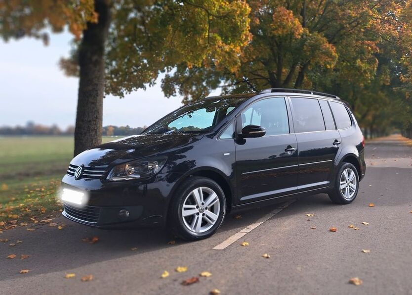 VW Touran 132.000 km 11.400 € Kleinaitingen 86507