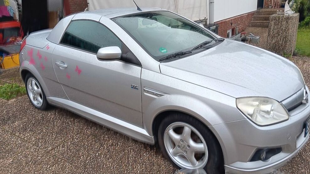 Opel Tigra 105.000 km 3.300 € Rheinbach 53359