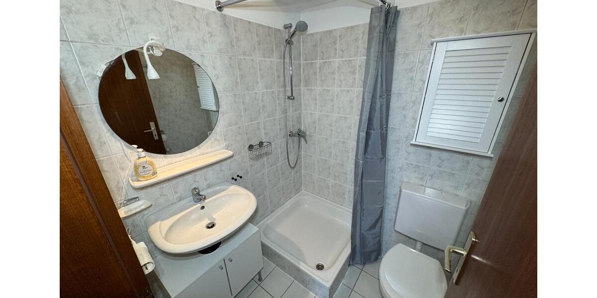 Dachgeschoßwohnung Marburg - 1 Zimmer, 22 m&sup2;, 380&euro; | Angebot:25269896