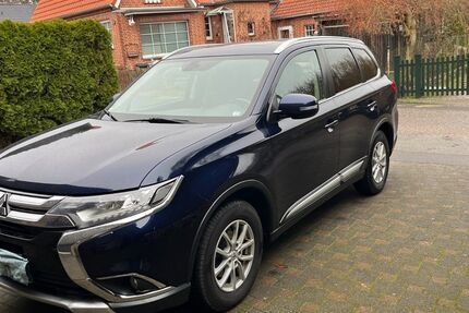Mitsubishi Outlander 146.500 km 13.800 &euro; Mölln 23879