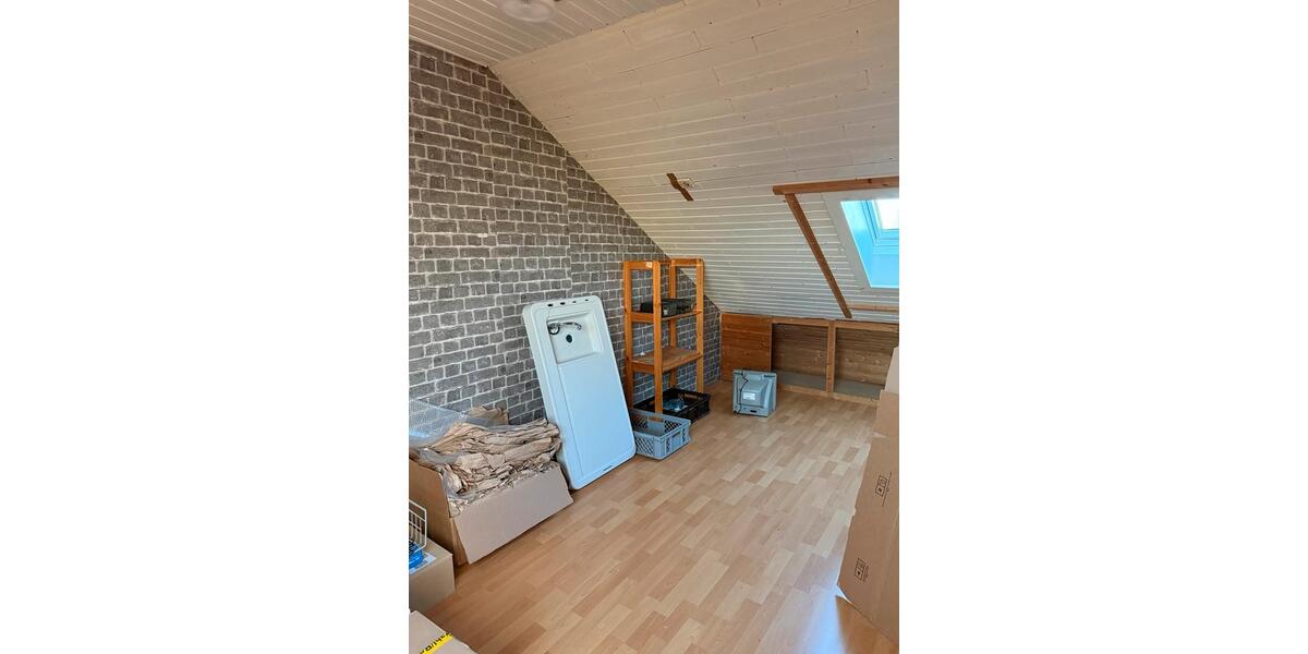 Doppelhaushälfte Frankfurt am Main Ginnheim - 5 Zimmer, 127 m&sup2;, 1.400&euro; | Angebot:26318609