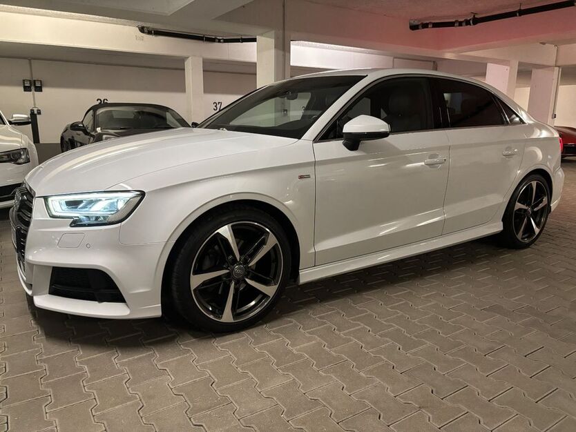 Audi A3 99.000 km 25.000 € Freilassing 83395