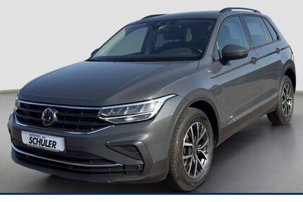 VW Tiguan 47.616 km 26.875 &euro; Falkenstein 08223