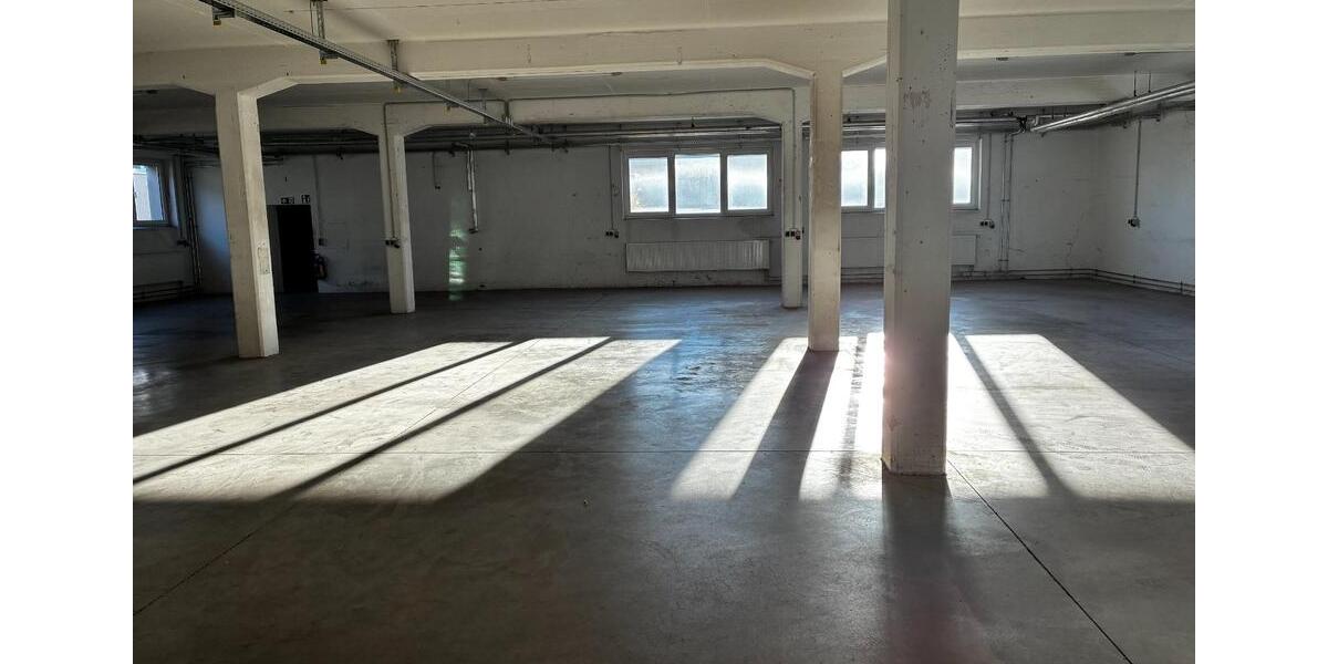 Gewerbeobjekt Lage - 4.725&euro; | Angebot:25867648