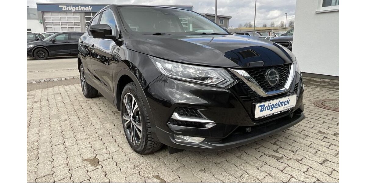 Nissan Qashqai 85.800 km 18.890 &euro; Memmingen 87700