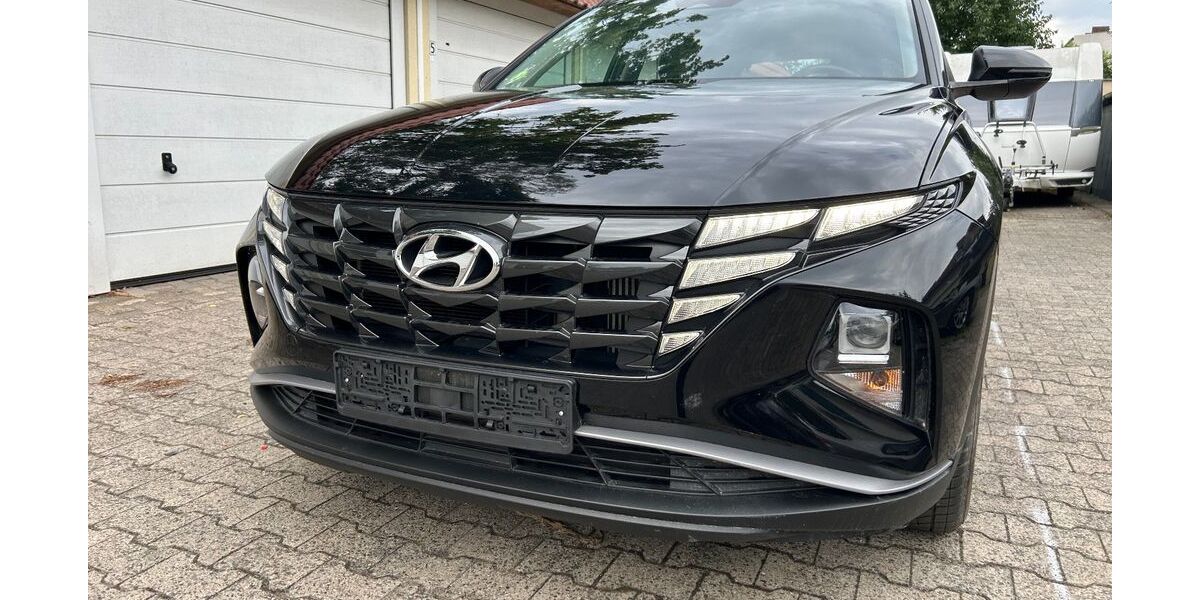 Hyundai TUCSON 131.000 km 16.300 &euro; Berlin 13403